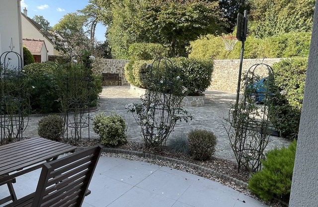 Logement Indépendant Privatif en Plein Coeur de la Vallée de Chevreuse !