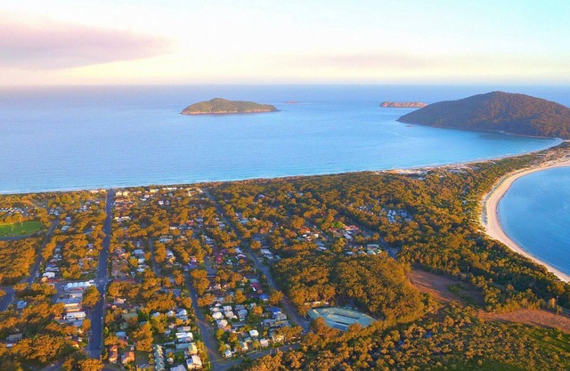 Lomalagi - close to the beach