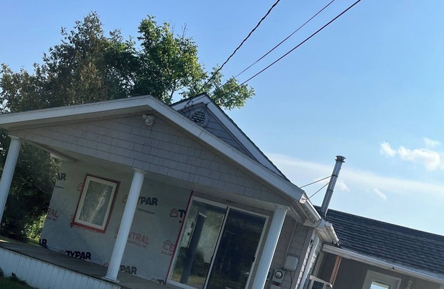 Long Lake Camp! Come relax w/ availability to boat, snowmobile, and ATV