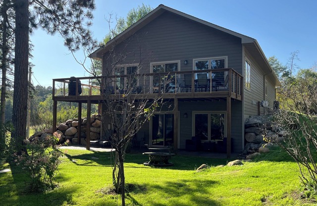 Beautiful new construction 4-bedroom house Long Lake Access Park Rapids