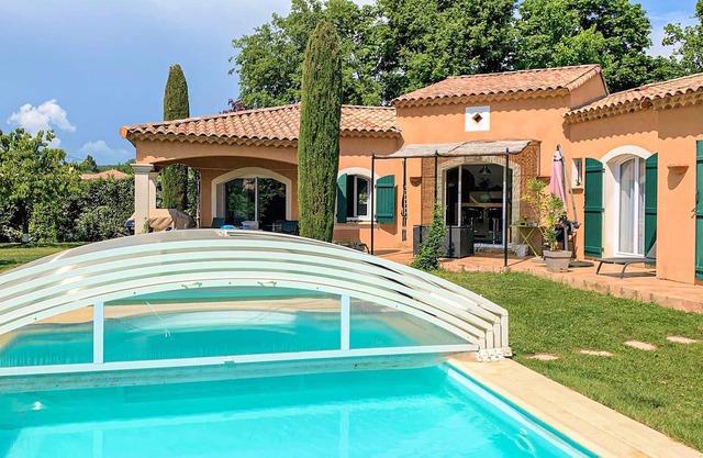 Alojamiento de 4 habitaciones en Montbouchet-sur-Jabron