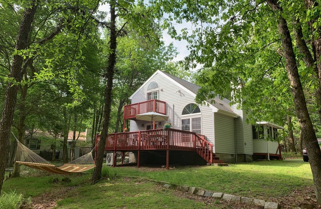 Reserve ahora para su aventura de esquí de invierno. Excelentes tarifas. Acogedor y espacioso.