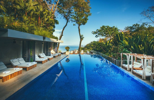 Los Altos Resort
