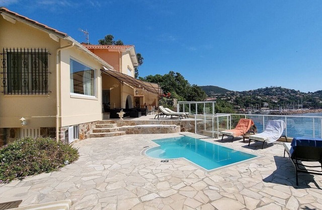 506CAD · Villa Lou Cade