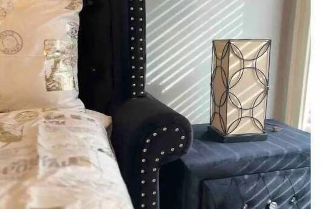 Louie V Glam & Spacious