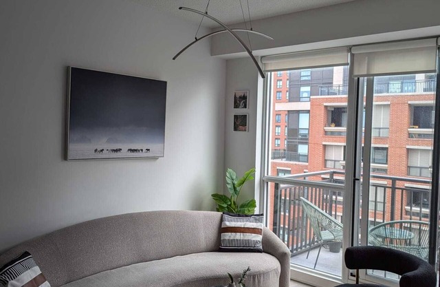 Lovely 1 bedroom in prime location - Entire place