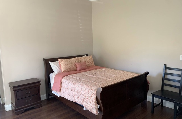 Lovely 1-bedroom Studio with hot tub