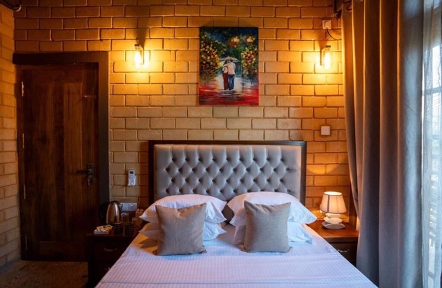 Bricks 90 Weligama - Deluxe Double or Twin Room
