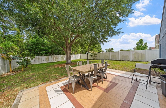 Lovely 4-bedroom house in enchanting Orlando with AC