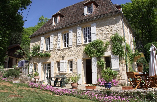 Bonita casa del Périgord, en ROQUE GAGEAC, cerca de SARLAT
