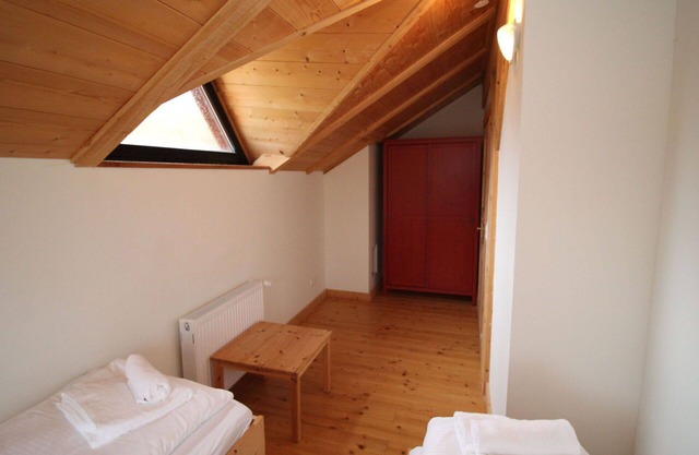 Hermoso apartamento para 9 personas con WIFI y TV