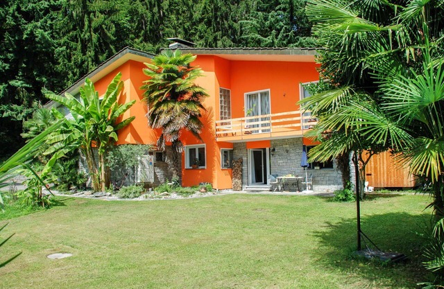 Hermoso apartamento con piscina, WIFI, TV, patio, mascotas permitida y vista panorámica