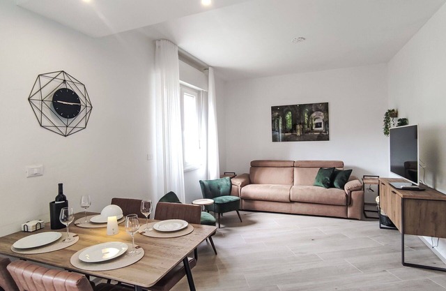 Precioso apartamento para 4 personas con WIFI, TV, patio y mascotas permitida