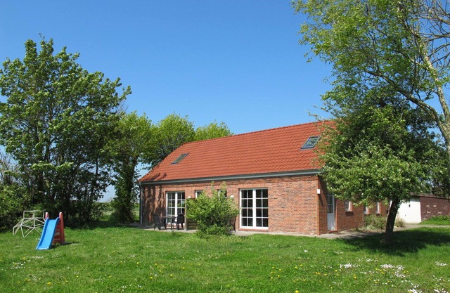 Precioso apartamento en villa para 6 personas con WIFI, TV, terraza y mascotas permitida