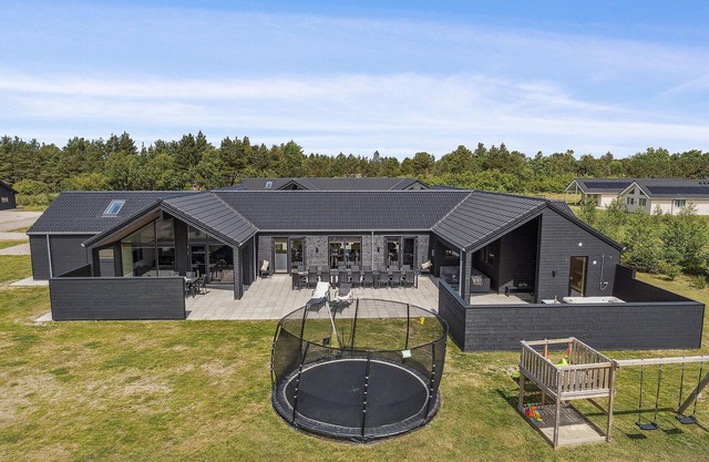 Preciosa casa en Nørre Nebel con sauna