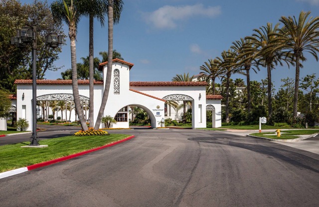 Lovely La Costa condo -walk to Spa & Golf course, close to beach & Legoland