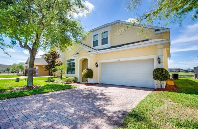 Lovely Lake Front 5 Bed Home with Private Pool and Spa-1326AL