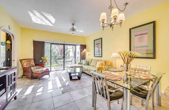 Lovely Naples Vacation Rental w/ Shared Pools!