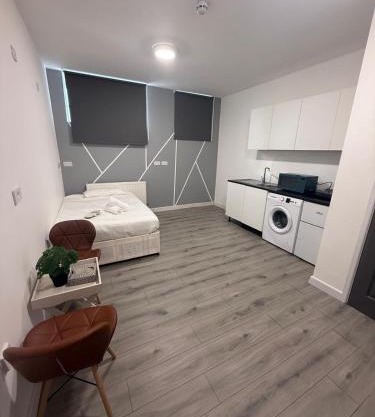 Lovely Studio Flat in Edgware HA8