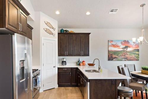 Lovin Life-Pool is Open! Dog Friendly!