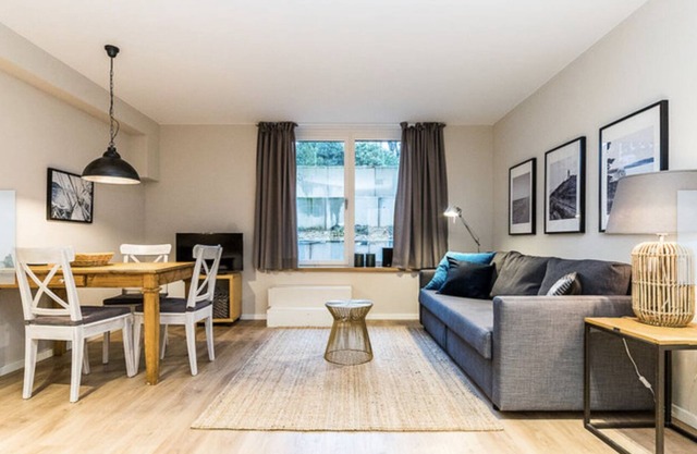 Apartamento amueblado con amor cerca del Elba