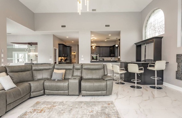 Lux 4 BR Home w/ Integrated Pool & Heated Spa