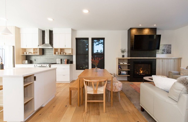 Luxe Bridger Bowl Chalet