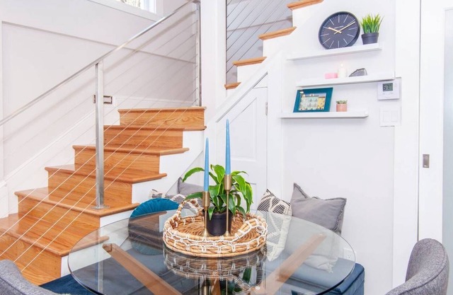 Luxe Home | Near T Su