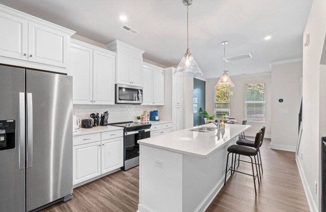 Luxe King 3BR Townhouse in Uptown CLT