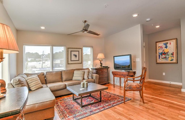Luxe Townhouse with Garage and Terrace