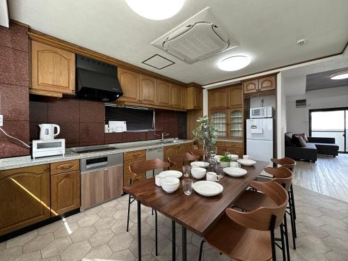 Luxes by b hotel - 2Br Apt for 10ppl Very Good Location