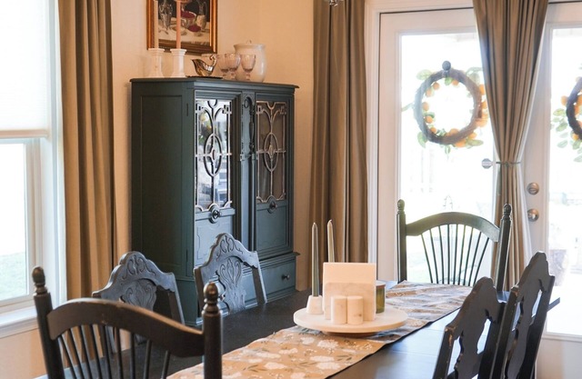 Luxurious 3 Bedroom Home - The Emerald Coast Escape