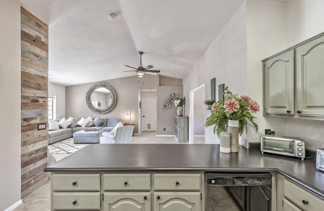 Luxurious Home with Red Rock Views