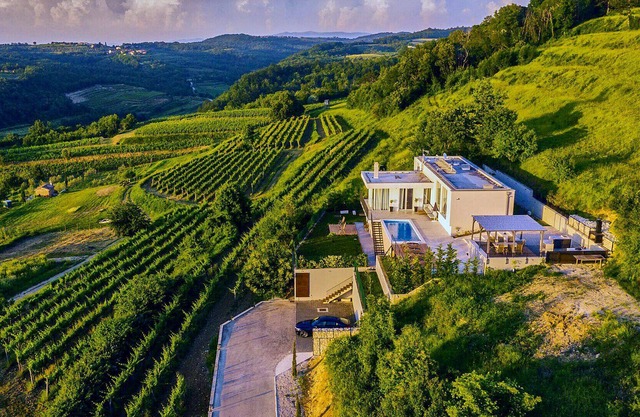 Luxurious Villa San Mauro, in Istria, with a Pool