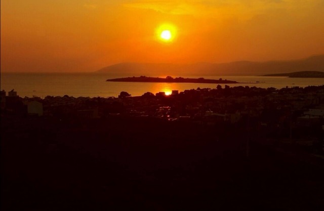 Lujosa villa con vista panorámica al mar.