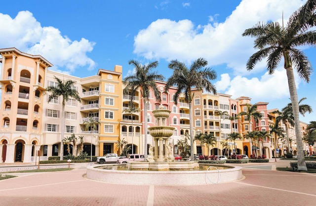 Luxury 2 Bed 2 Bath Penthouse Bayfront Condo off 5th Avenue