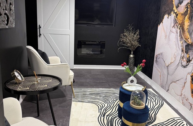 Luxury 2 Bedroom with full kitchen