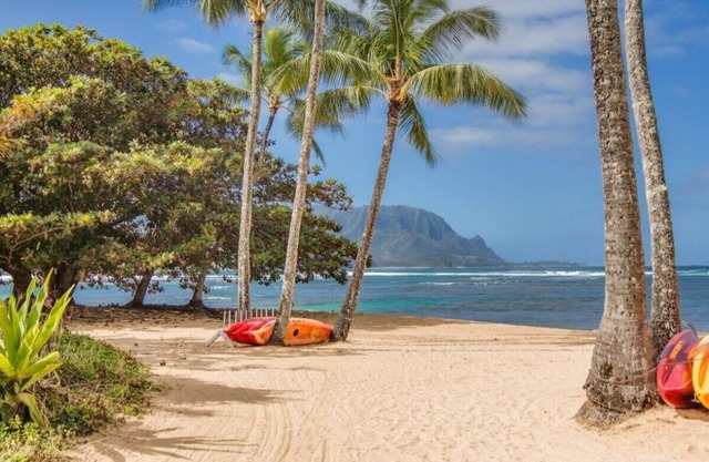 2 Bed 2 BA with Full Direct Views of Bali Hai and Hanalei Bay! This is Paradise!