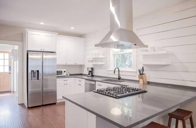 Luxury 3/2 Home Only Blocks From UT Campus