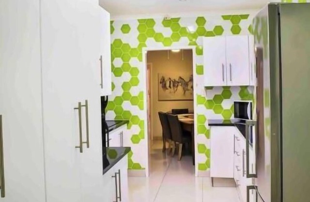 Luxury 3 Bedroom Unit No Loadshedding