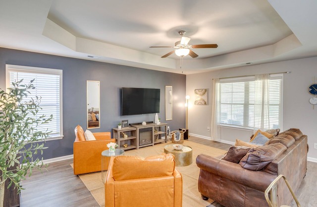 Luxury 3 BR Country Comfort