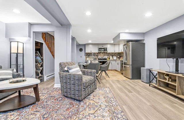 Luxury 3BR | Free Parking | Boston | ROKU TV