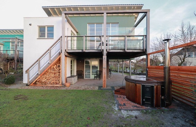 Luxury detached villa on or near the beach