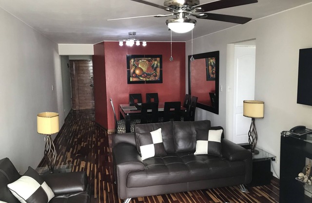 Condominio de lujo y moderno totalmente amueblado en el hermoso distrito de Miraflores