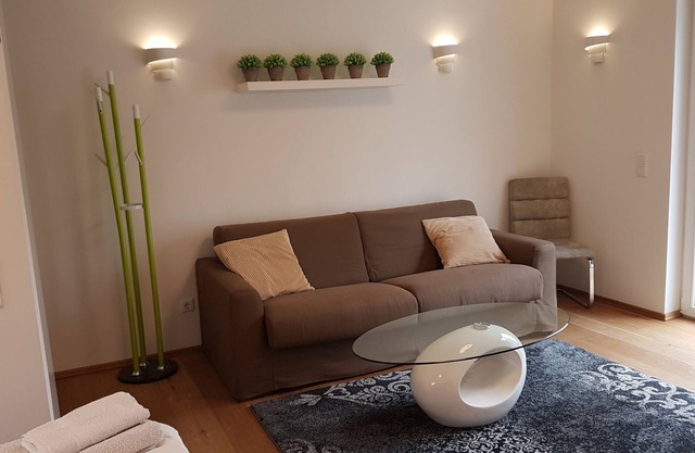 Apartamento trituración de rocas en una ubicación privilegiada de Refrath, cerca de Colonia, silla de ruedas