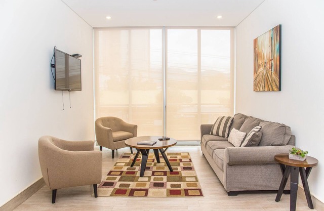 Luxury Apartment in Prime Location 201