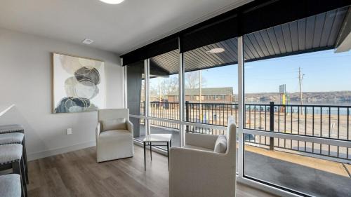 Luxury Apartment on the Strip!