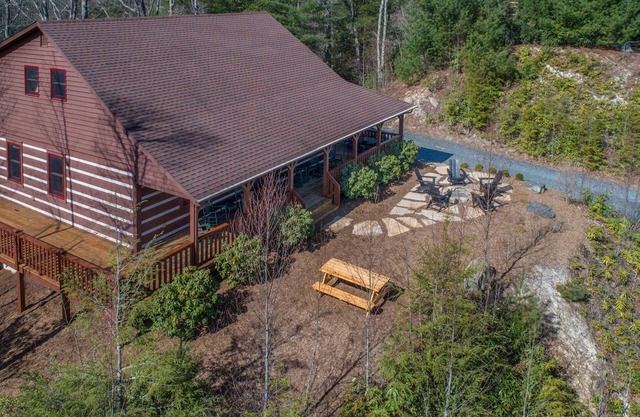 * Cabina de lujo *: 2 king / 3 queen + firepit + chimenea + 3 televisores inteligentes, cubiertas grandes