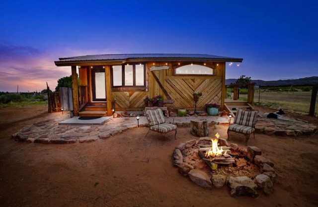 Luxury Cabin on 400 Acre Ranch Stunning Views Zion