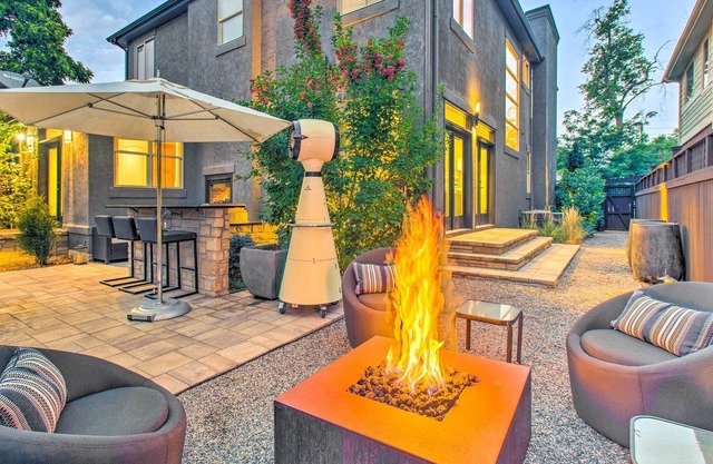 Luxury Denver Home w/ Outdoor Oasis & Hot Tub